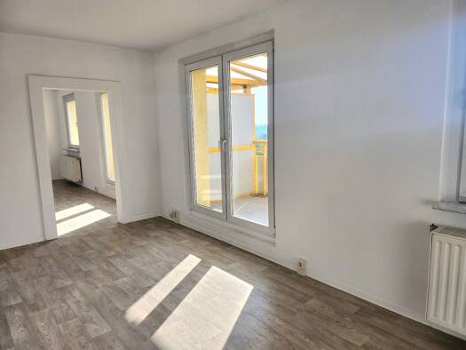 Wohnung zur Miete 665 € 6 Zimmer 114,6 m² 4. Geschoss Kosmonautensteig 12 Frankfurt Frankfurt (Oder) 15236