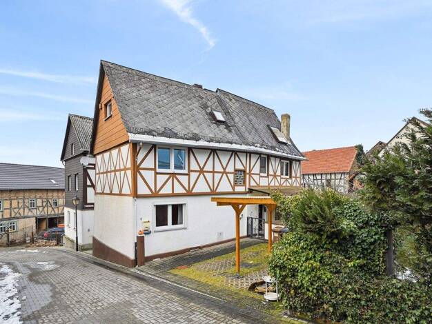 Einfamilienhaus zum Kauf 99.000 € 3 Zimmer 102 m² 257 m² Grundstück Selters Löhnberg 35792