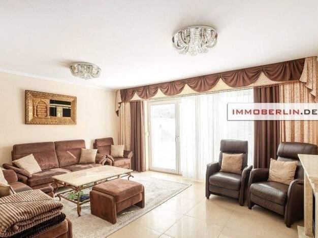 Reihenmittelhaus zum Kauf 625.000 € 5 Zimmer 125 m² 150 m² Grundstück frei ab sofort Staaken Berlin 13591