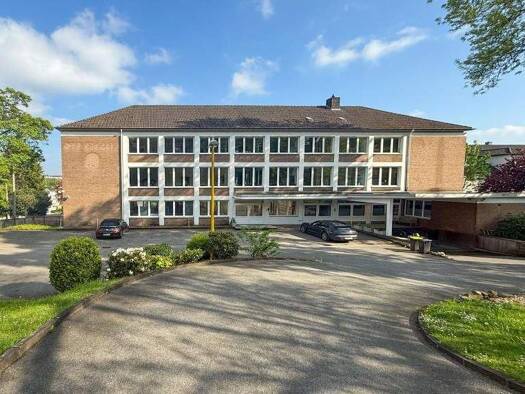 Büro zur Miete 2.841 € 299 m² Bürofläche Wilhelmshöhe 3 Solingen-Mitte Solingen 42655