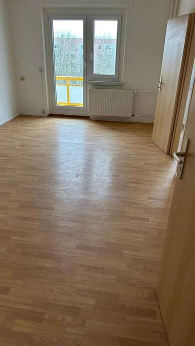 Wohnung zur Miete 347 € 3 Zimmer 63 m² 2. Geschoss frei ab sofort Allendestraße 73 Schmalkalden Schmalkalden 98574