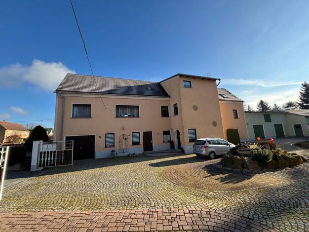 Einfamilienhaus zum Kauf 350.000 € 11 Zimmer 166 m² 4.054 m² Grundstück Kleinhelmsdorf Osterfeld 06721