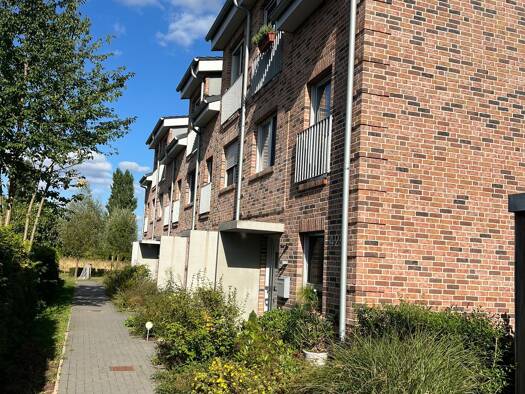 Reihenhaus zur Miete 1.390 € 5 Zimmer 133 m² frei ab 01.12.2026 Verden Verden (Aller) 27283