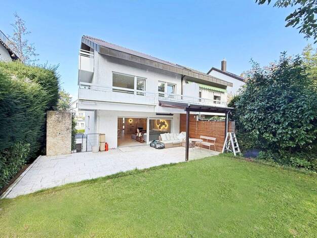 Doppelhaushälfte zum Kauf 1.390.000 € 5 Zimmer 215 m² 484 m² Grundstück Bad Cannstatt Stuttgart 70374