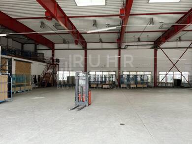 Lagerhalle zur Miete 7.500 € 850 m² Lagerfläche teilbar ab 850 m² Willich Willich 47877