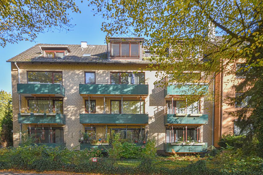 Mehrfamilienhaus zum Kauf als Kapitalanlage geeignet 1.350.000 € 691,6 m²<br/>Wohnfläche 938 m²<br/>Grundstück Schnelsen Hamburg-Schnelsen 22459