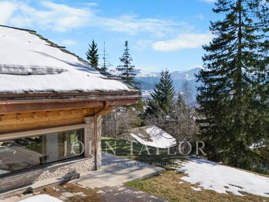 Haus zum Kauf 10 Zimmer 400 m² 1.348 m² Grundstück Crans-Montana 3963