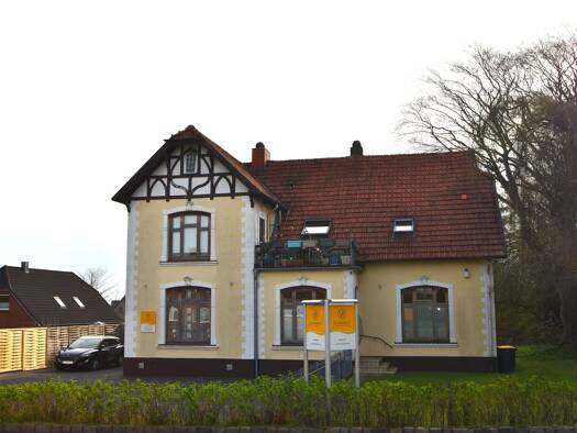 Sonstiges zum Kauf als Kapitalanlage geeignet 460.000 € 8 Zimmer 220 m² 2.300 m² Grundstück Gintofter Straße 2 Steinbergkirche Steinbergkirche 24972