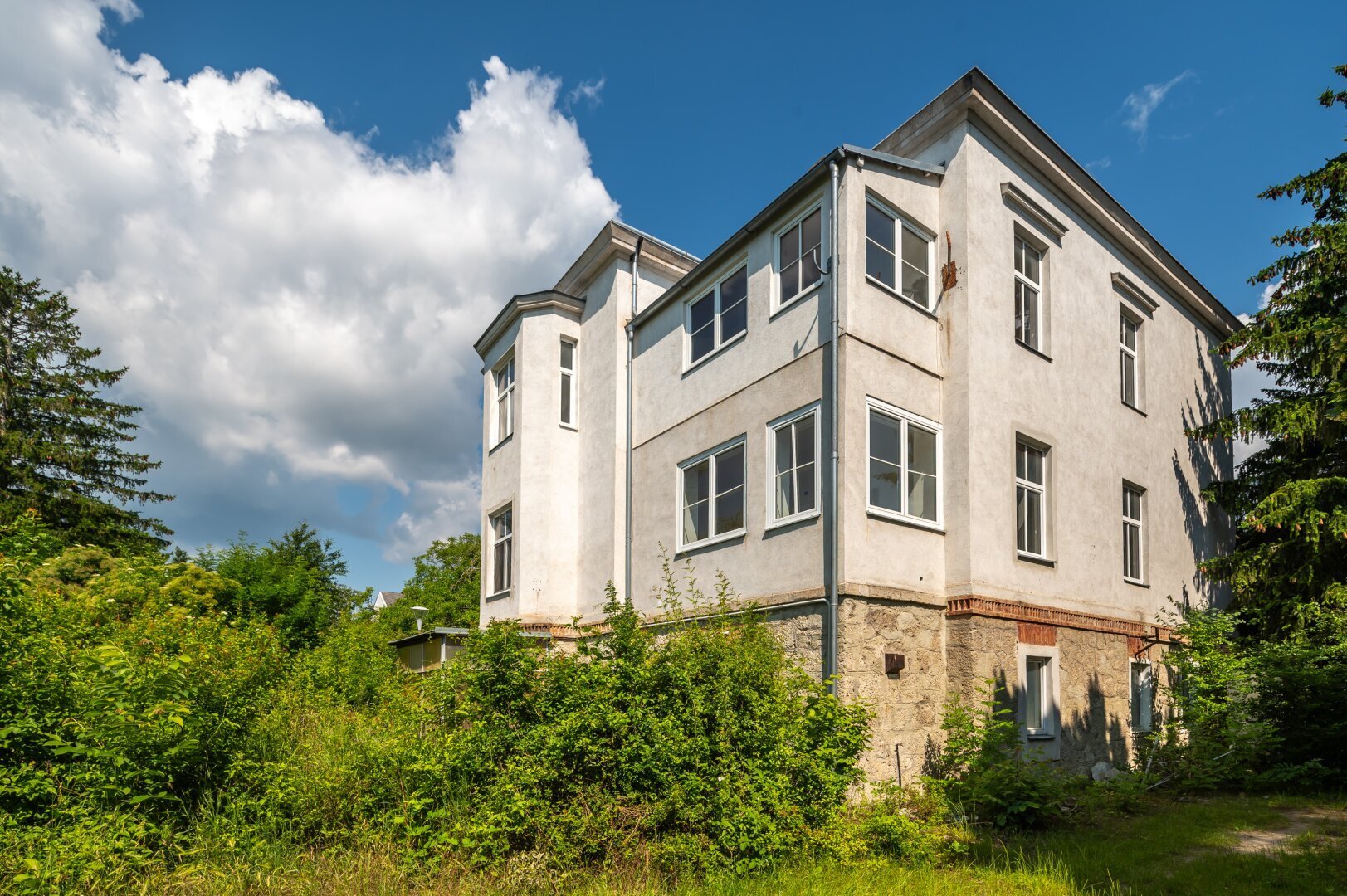 Immobilie zum Kauf 1.350.000 € 750 m²<br/>Fläche 1.360 m²<br/>Grundstück Mühlgasse Bad Vöslau 2540