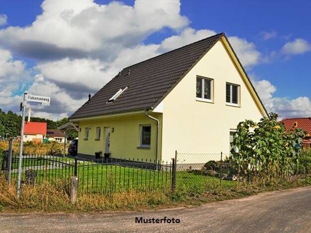 Einfamilienhaus zum Kauf 258.000 € 153,1 m² 1.087 m² Grundstück Wiemersdorf Wiemersdorf 24649