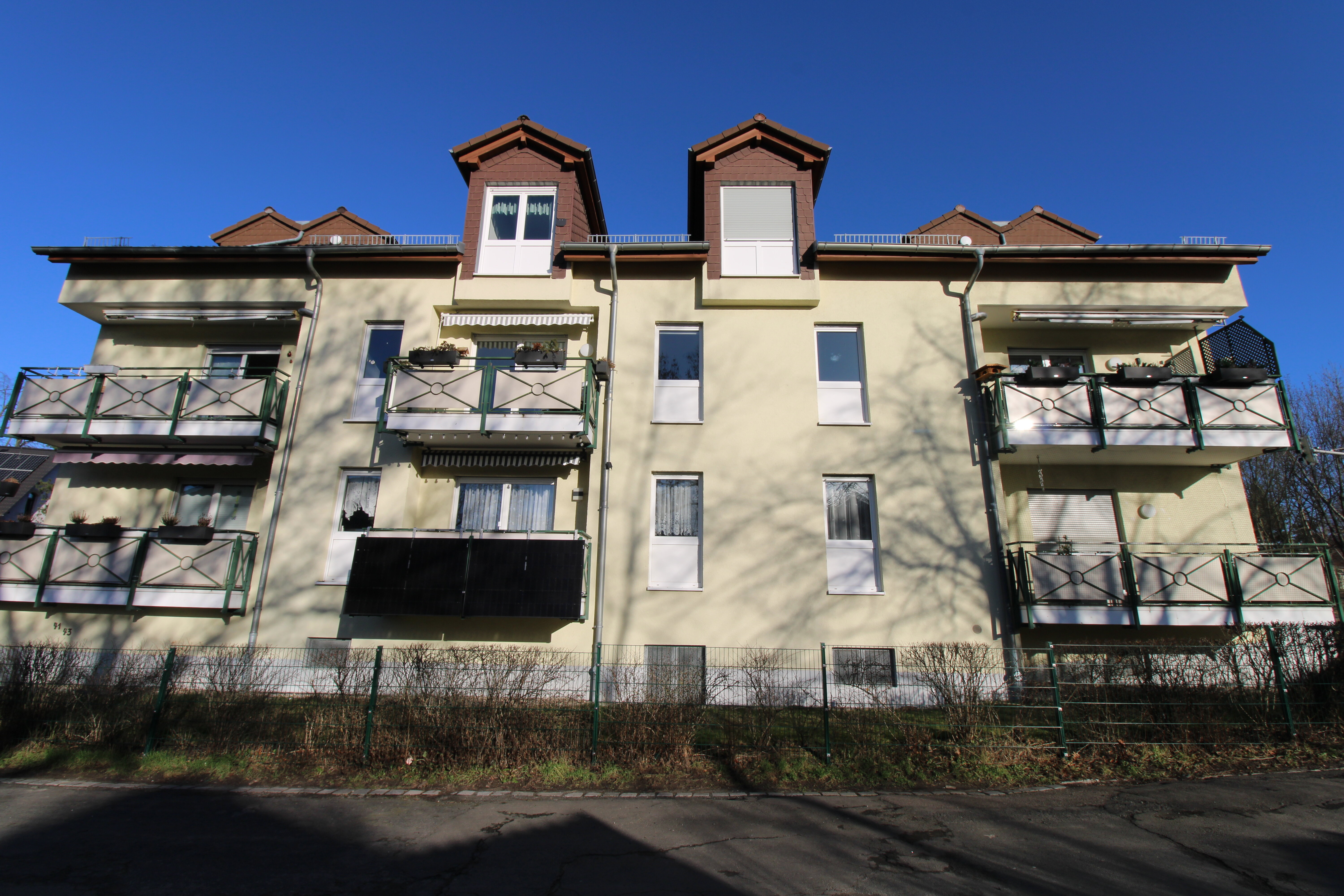 Wohnung zum Kauf provisionsfrei 244.000 € 3,5 Zimmer 95 m²<br/>Wohnfläche 2.<br/>Geschoss Thekla Leipzig 04349