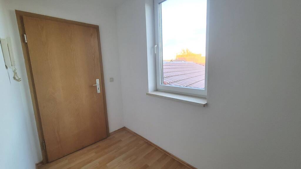 Wohnung zur Miete 260 € 2 Zimmer 44 m² 2. Geschoss frei ab sofort Kirchplatz 2 Seebach Mühlhausen/Thüringen OT Seebach 99998