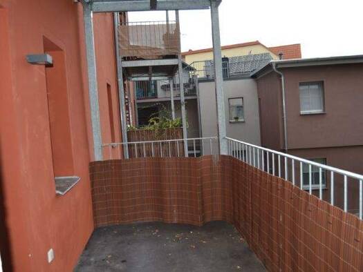 Wohnung zur Miete 825 € 3 Zimmer 103 m² 1. Geschoss Saalfeld Saalfeld/Saale 07318