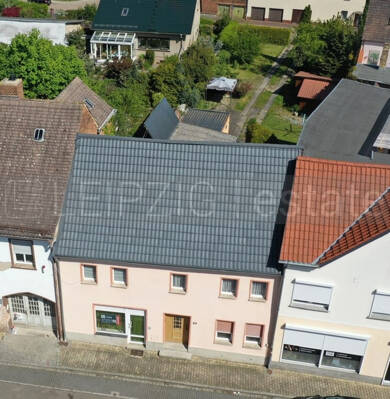 Stadthaus zum Kauf 198.500 € 6 Zimmer 186 m² 787 m² Grundstück Rudolf-Breitscheid-Straße 53 Lützen Lützen 06686