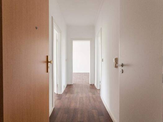 Wohnung zur Miete 389 € 3 Zimmer 63,9 m² 3. Geschoss frei ab 15.12.2025 Freiberger Str. 22 Thekla Leipzig 04349