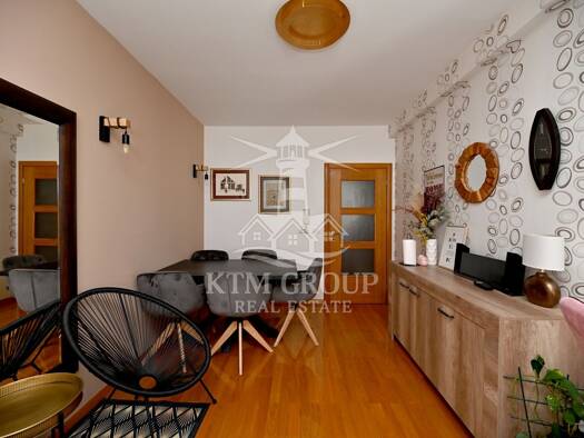 Wohnung zur Miete 800 € 3 Zimmer 1. Geschoss Zadar 23000