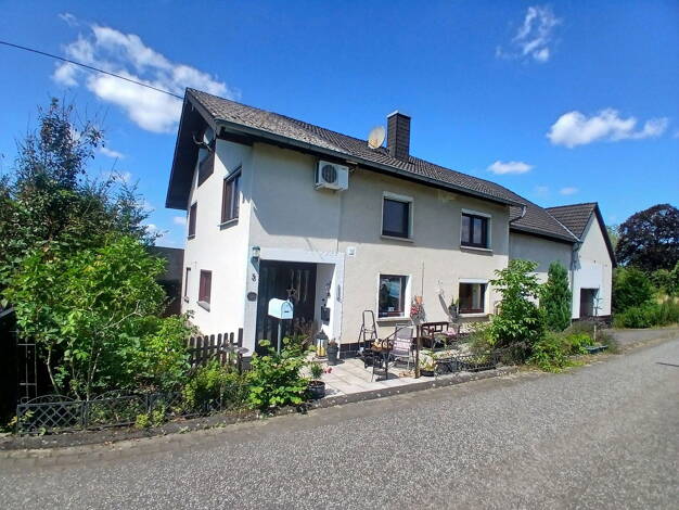 Bauernhaus zum Kauf provisionsfrei 339.000 € 8 Zimmer 173,2 m² 2.548 m² Grundstück Ascheid Niederwambach-Ascheid 57614
