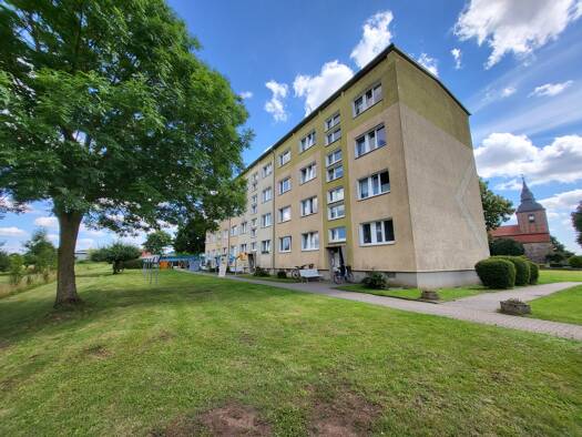 Wohnung zur Miete 255 € 2 Zimmer 47 m² 3. Geschoss frei ab sofort Straße der Freundschaft Nieden 17309