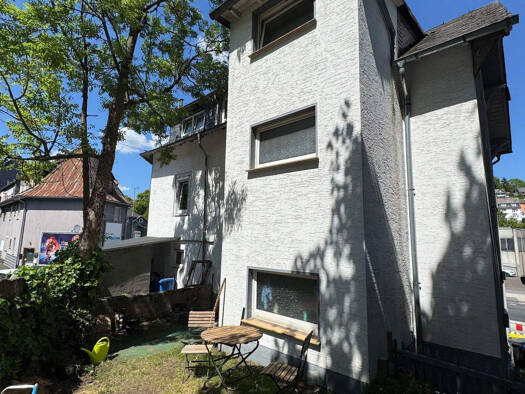 Mehrfamilienhaus zum Kauf als Kapitalanlage geeignet 368.000 € 11 Zimmer 260 m² 194 m² Grundstück Siegen Siegen 57074