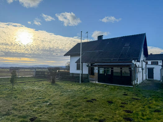 Haus zum Kauf 650.000 € 5 Zimmer 133 m² 664 m² Grundstück frei ab sofort Pähl 82396