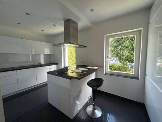 Einfamilienhaus zur Miete 3.150 € 8 Zimmer 210 m² 468 m² Grundstück frei ab sofort Schenefelder Landstr.113 Blankenese Hamburg 22587