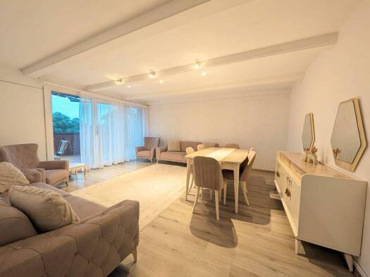 Wohnung zur Miete 1.300 € 3 Zimmer 100 m² Geschoss 2/3 frei ab 01.11.2026 Wittorf Neumünster 24539