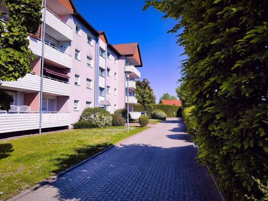 Wohnung zur Miete 405 € 2 Zimmer 61,9 m² 3. Geschoss Caroline-Neuber-Straße 14 Weißenfels 06667