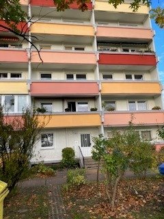 Wohnung zur Miete 432,40 € 3 Zimmer 68,6 m²<br/>Wohnfläche ab sofort<br/>Verfügbarkeit Bitterfelder Straße 40 Wolfen Bitterfeld-Wolfen 06766