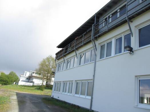 Bürofläche zur Miete provisionsfrei 9,17 € 71 Zimmer 300 m² Bürofläche An den Schindbirken Steindorf Wetzlar 35579
