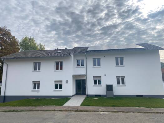 Wohnung zur Miete 840 € 4 Zimmer 80 m² 1. Geschoss frei ab sofort Kandern 79400