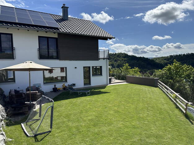 Einfamilienhaus zum Kauf provisionsfrei 1.150.000 € 8 Zimmer 274 m² 769 m² Grundstück Stühlingen Stuehlingen 79780