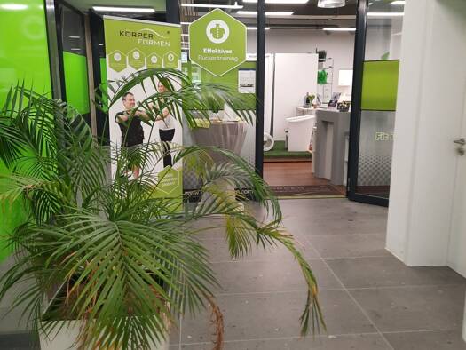 Büro zur Miete 1.200 € 1 Zimmer 100 m² Bürofläche Singen Singen (Hohentwiel) 78224