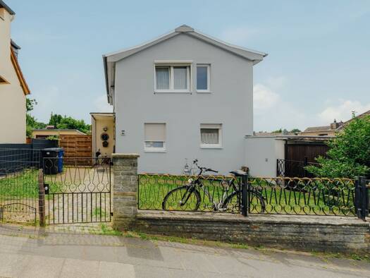 Einfamilienhaus zum Kauf 379.000 € 4 Zimmer 106 m² 543 m² Grundstück Opladen Leverkusen 51379