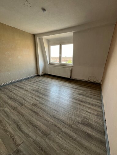 Wohnung zur Miete 600 € 4 Zimmer 90 m² 3. Geschoss frei ab sofort Bochumerstraße 38 Nordhausen Nordhausen 99734