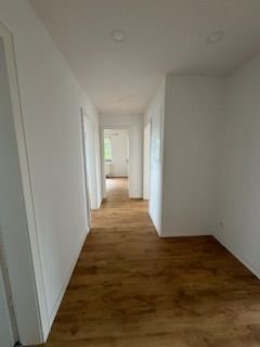 Wohnung zur Miete 685 € 4 Zimmer 74,3 m²<br/>Wohnfläche 1.<br/>Geschoss Lohweg 6 Altenbauna Baunatal 34225