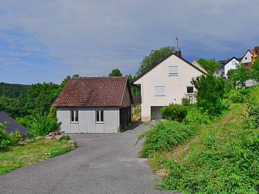 Mehrfamilienhaus zur Miete 2.550 € 9 Zimmer 271 m² 300 m² Grundstück Kapfenhardt Unterreichenbach 75399