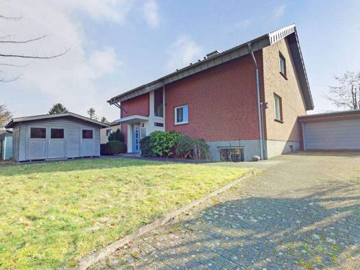 Einfamilienhaus zum Kauf 549.000 € 9 Zimmer 207 m² 870 m² Grundstück Heiligenkirchen Detmold 32760