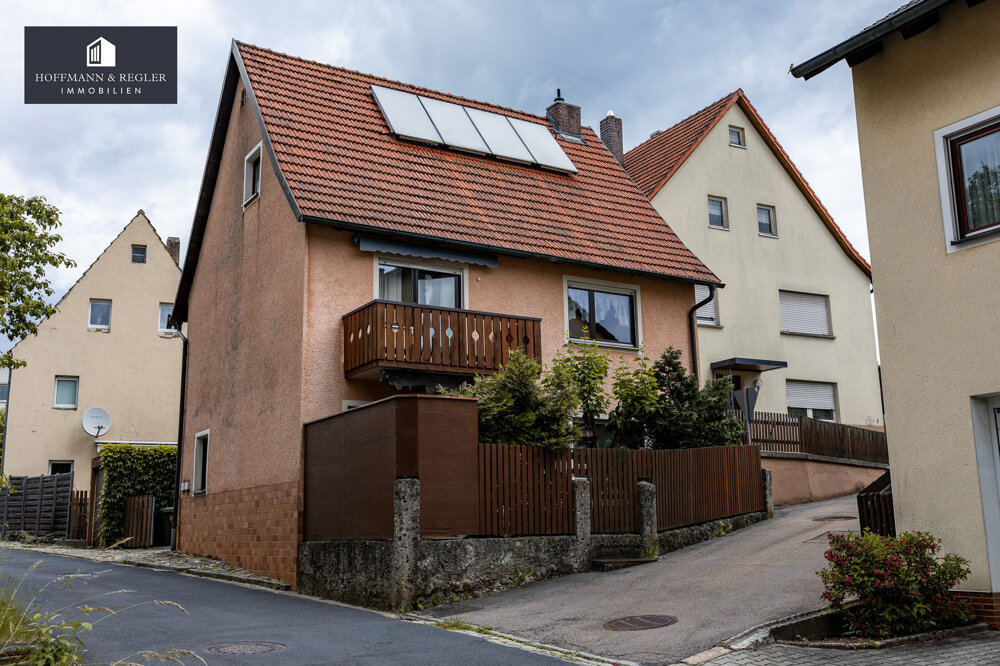 Einfamilienhaus zum Kauf 165.000 € 4 Zimmer 100,3 m²<br/>Wohnfläche 173 m²<br/>Grundstück Neukirchen Neukirchen bei Sulzbach-Rosenberg 92259