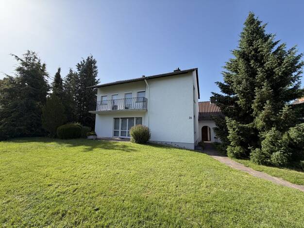 Einfamilienhaus zum Kauf 289.000 € 7 Zimmer 218 m² 1.015 m² Grundstück frei ab sofort Eschwege Eschwege 37269