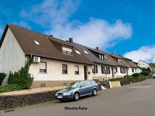 Reihenmittelhaus zum Kauf 130.000 € 3 Zimmer 77 m² 1.594 m² Grundstück Hoysstraße Traisen 3160