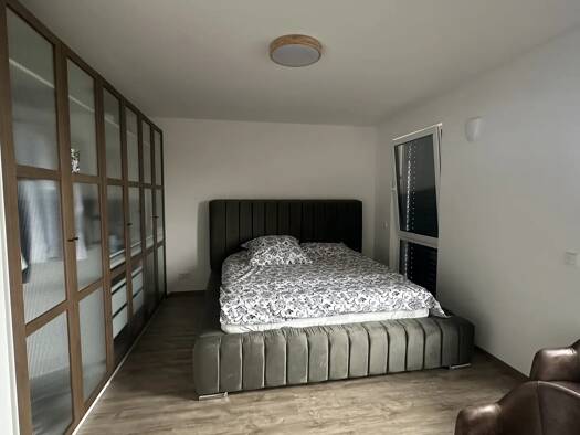 Wohnung zum Kauf provisionsfrei 168.000 € 3 Zimmer 85 m² frei ab sofort Im Espital Bischofsheim 65474