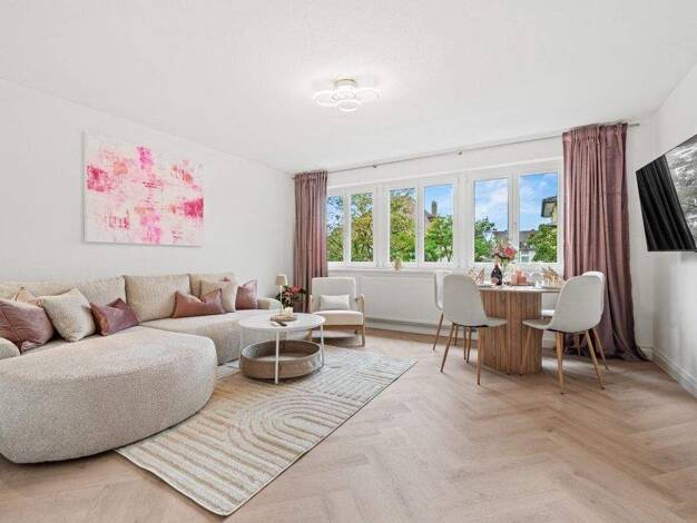 Wohnung zur Miete 1.990 € 3 Zimmer 70 m² Friedrichshafen 88045
