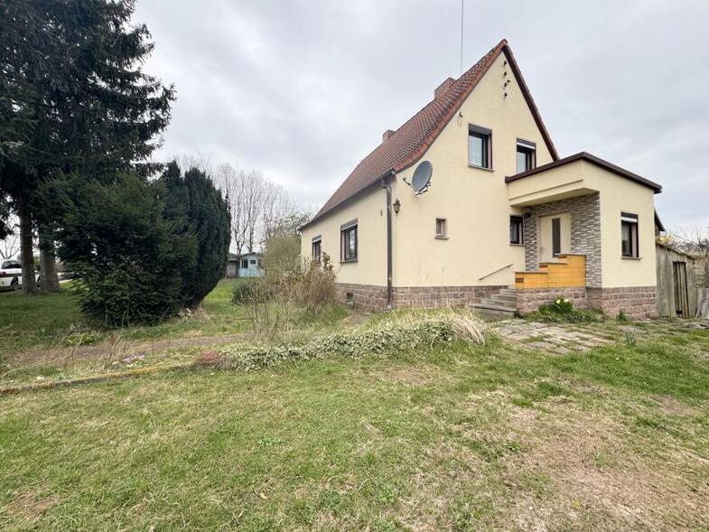 Einfamilienhaus zum Kauf 125.000 € 6 Zimmer 108,9 m² 990 m² Grundstück Etzdorf Heideland 07613