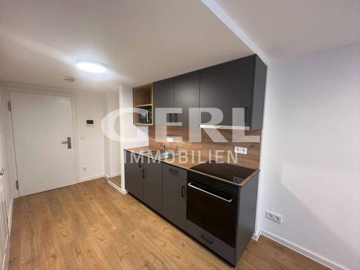 Studio zur Miete 310 € 1 Zimmer 20,8 m² 2. Geschoss frei ab sofort Straubing 94315