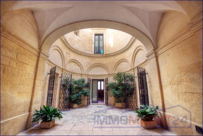 Villa zum Kauf 2.500.000 € 732 m²<br/>Wohnfläche Lecce 73100