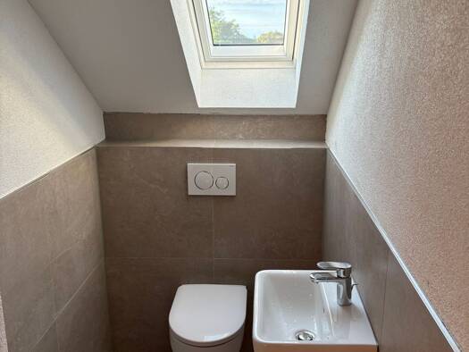 Wohnung zur Miete 950 € 4 Zimmer 100 m² Geschoss 1/1 frei ab 01.08.2026 Mengen 88512