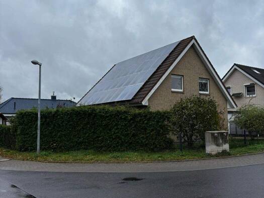 Einfamilienhaus zum Kauf 399.000 € 5 Zimmer 122 m² 379 m² Grundstück frei ab sofort Kastanienallee 53 Werneuchen 16356