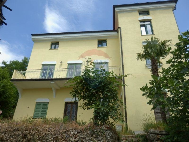 Haus zum Kauf 1.250.000 € 7 Zimmer 200 m²<br/>Wohnfläche 819 m²<br/>Grundstück Opatija 51410