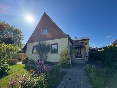 Einfamilienhaus zum Kauf 120.000 € 10 Zimmer 223 m² 928 m² Grundstück frei ab sofort Frellstedt 38373