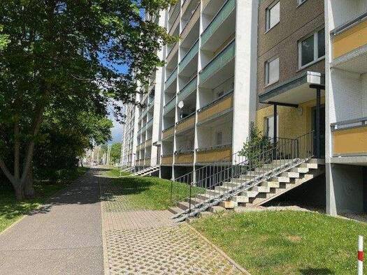 Wohnung zur Miete 219 € 1 Zimmer 40 m² 1. Geschoss frei ab sofort Neuplanitzer Straße 31 Neuplanitz Zwickau 08062